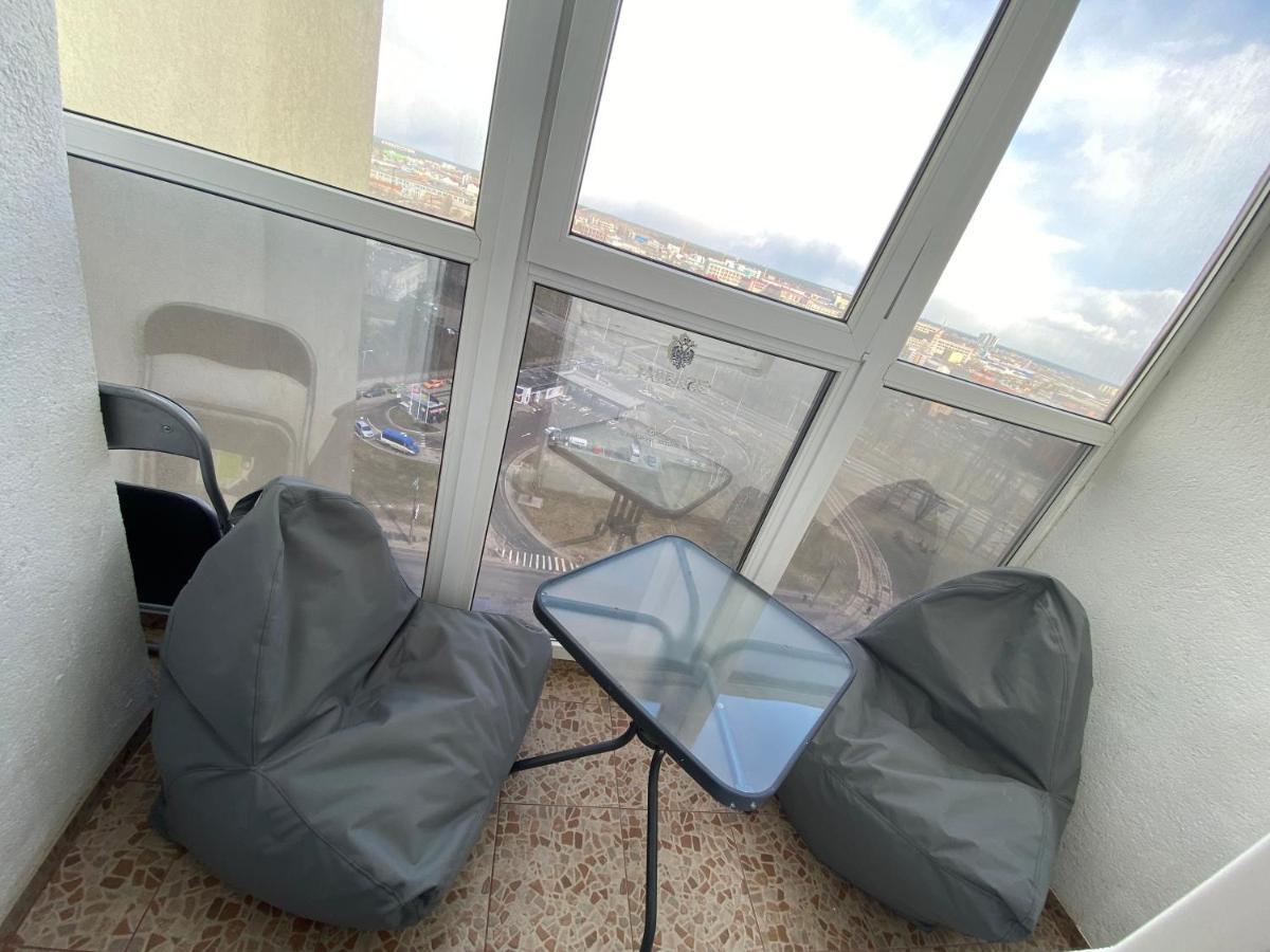 Rent Kiev Apartment 2 min metro Chernihivska Eksteriør billede